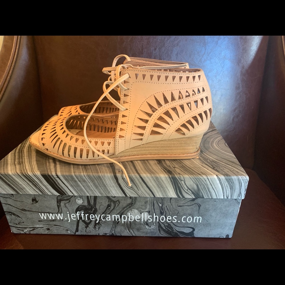 Jeffrey Campbell Rodillo nude wedge